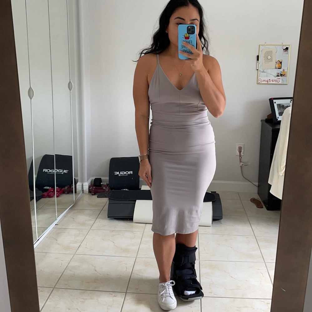 Solemio Bodycon Backless Dress